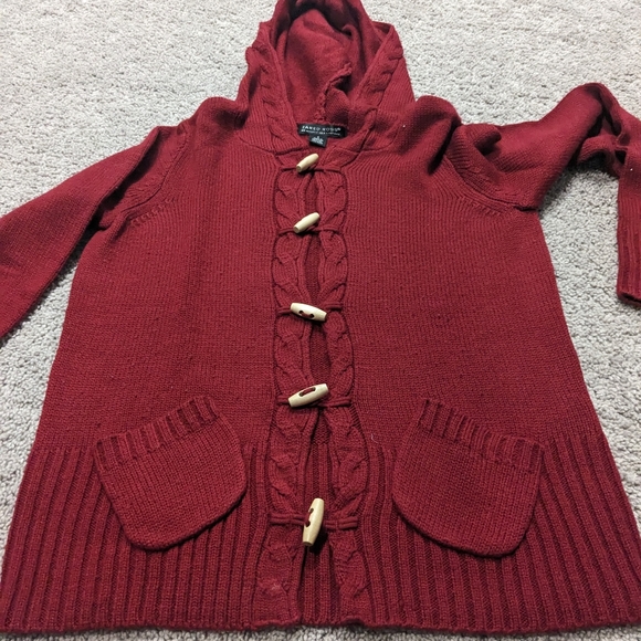 Sweaters - Picture 9 of 16